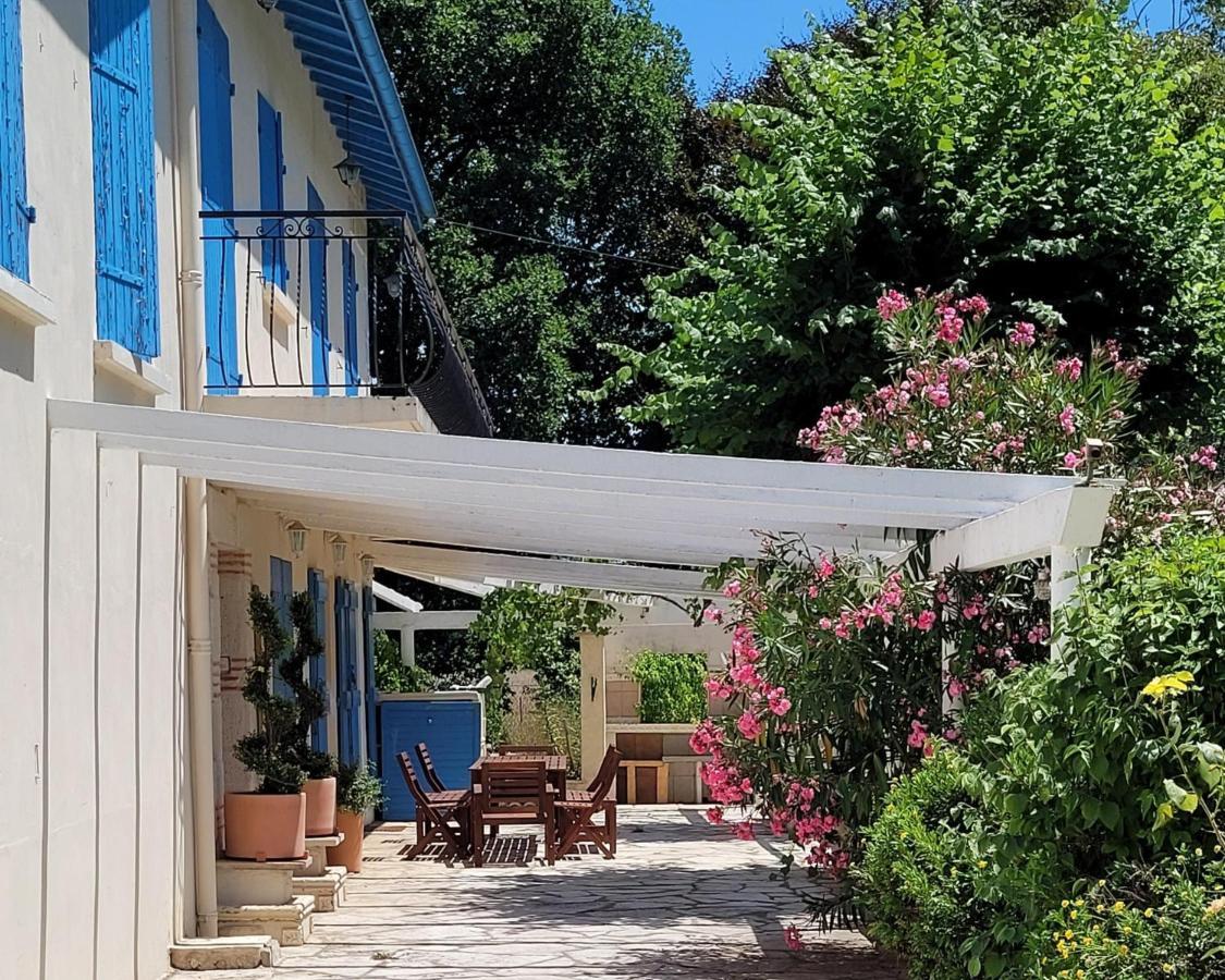 La Maison Des Eaux Saint-Jean-de-Thurac Екстер'єр фото