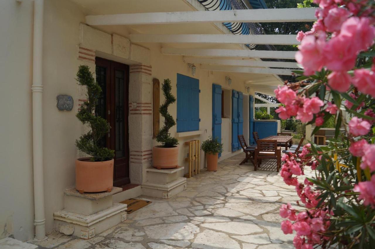 La Maison Des Eaux Saint-Jean-de-Thurac Екстер'єр фото